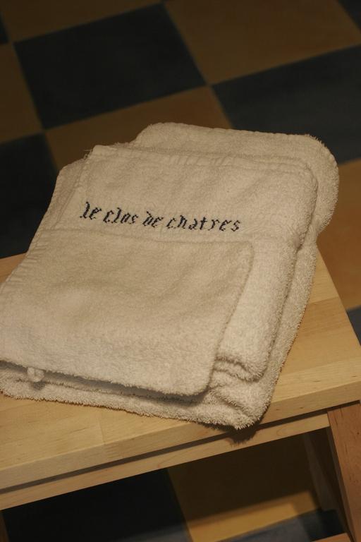 Le Clos De Chatres Oisly Buitenkant foto