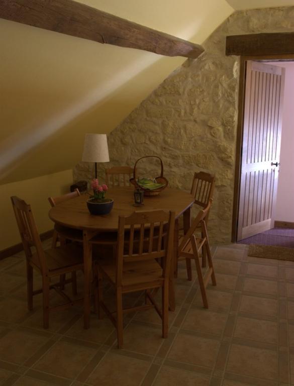 Le Clos De Chatres Oisly Buitenkant foto